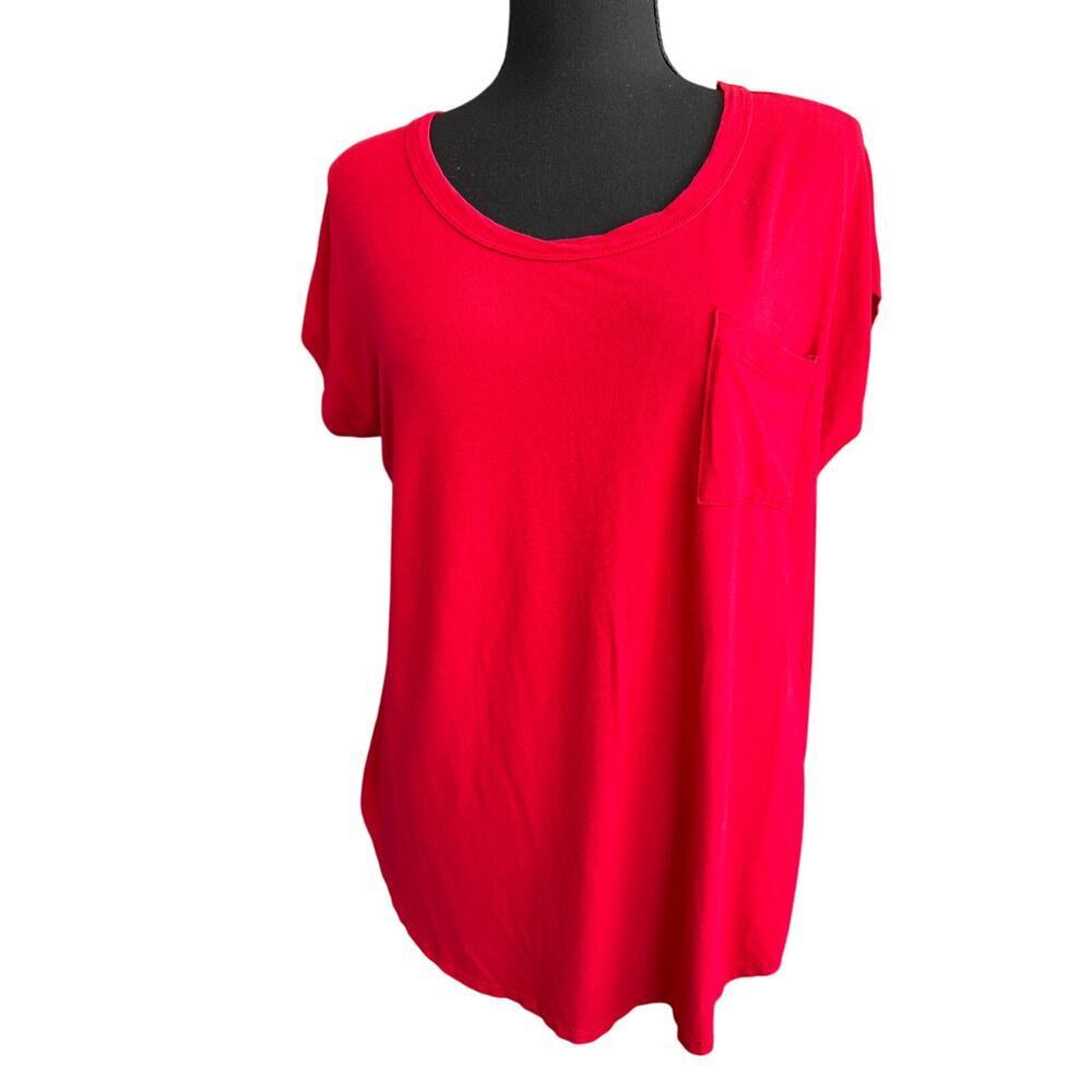 Misio Sz M Red Rayon Short Sleeve Button Down Back Design Front Pocket | EUC